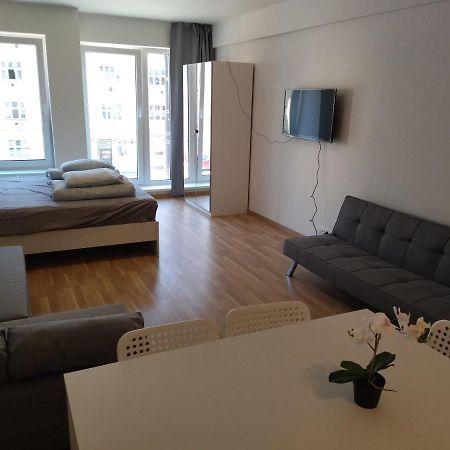 Brand New One Bedroom Apartment #54 In Brand New Building With Free Parking 布拉格 外观 照片